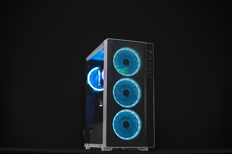 Intel Core i3-10100F / GTX1660 Super