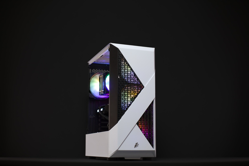 Intel Core I3-12100F / RTX3060 8GB