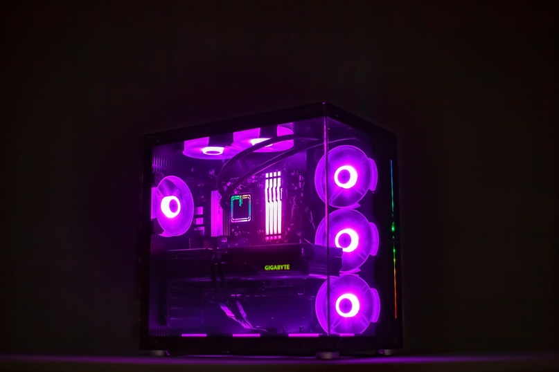 RYZEN 7600X / RTX4070Ti 12GB