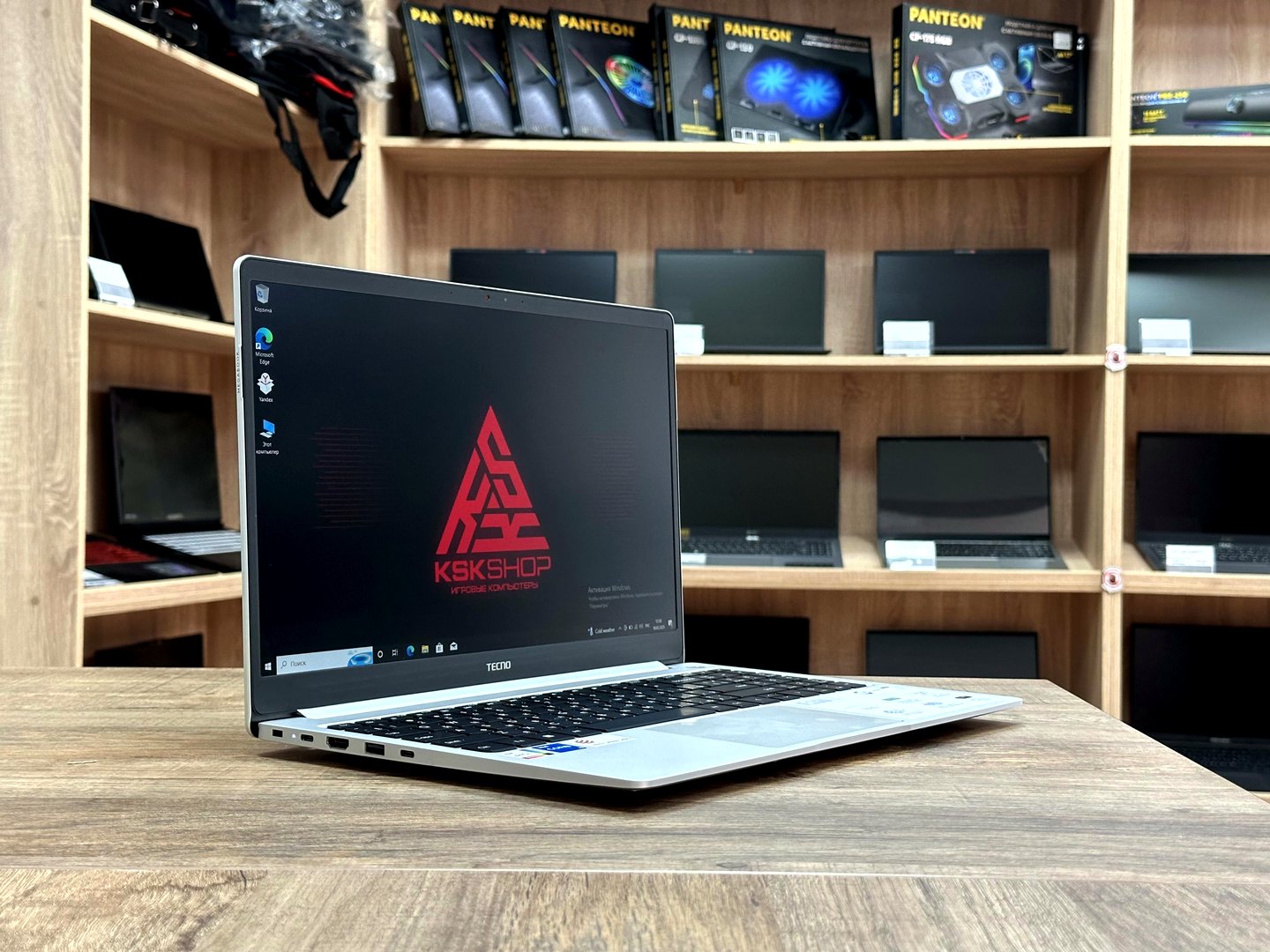 [Б/У] Ноутбук 15,6" TECNO MegaBook T1