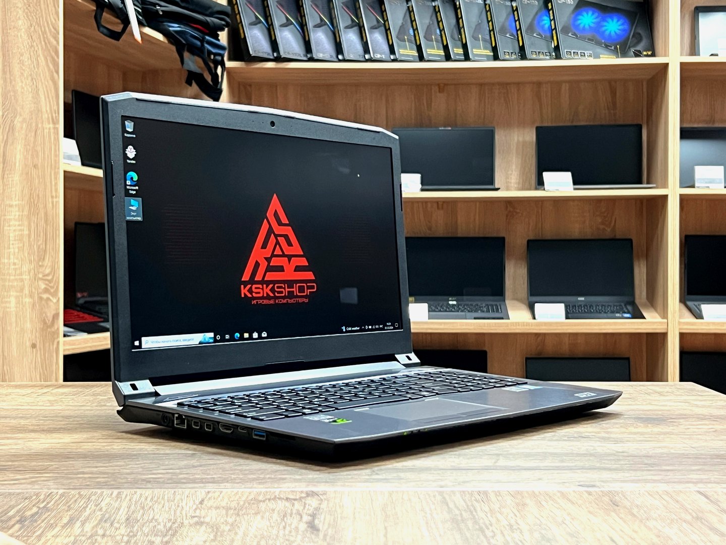 [Б/У]  Ноутбук 15,6" Thunderobot ST-PLUS-U5TB