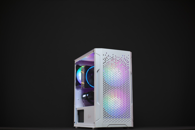 Intel Core i5-10400F / RTX3060 8GB