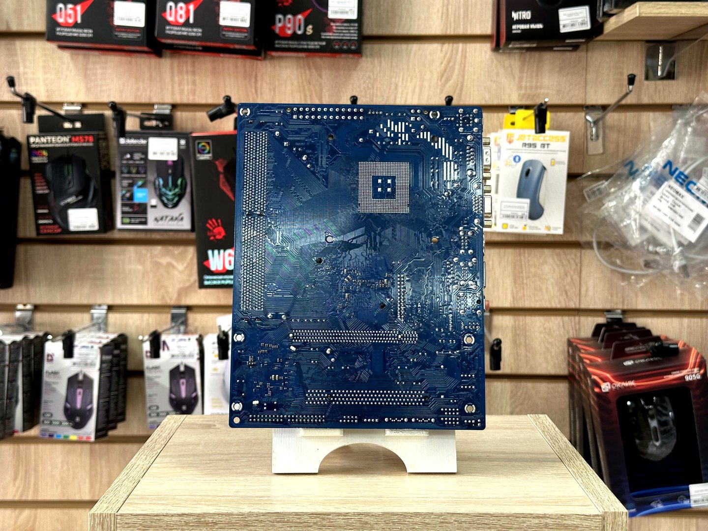 картинка [Б/У] Материнская плата ASRock G31M-VS | LGA775 от магазина Одежда+