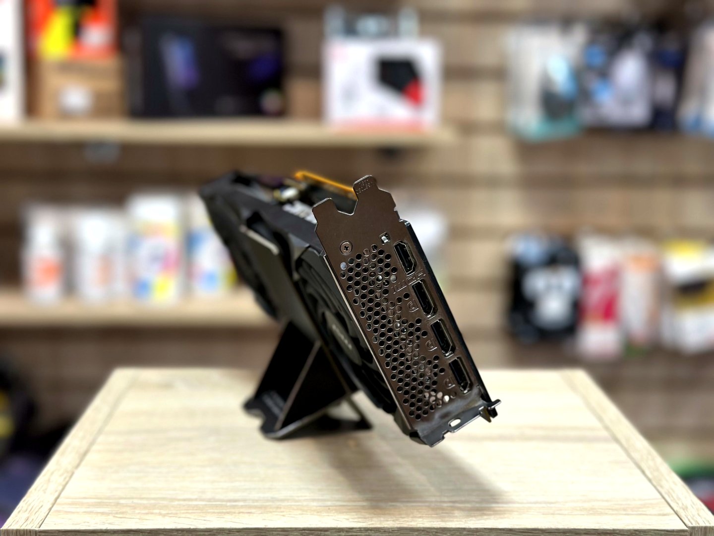 картинка [Б/У] Видеокарта MSI GeForce RTX 3060 Ti VENTUS 3X 8G OC LHR от магазина Одежда+
