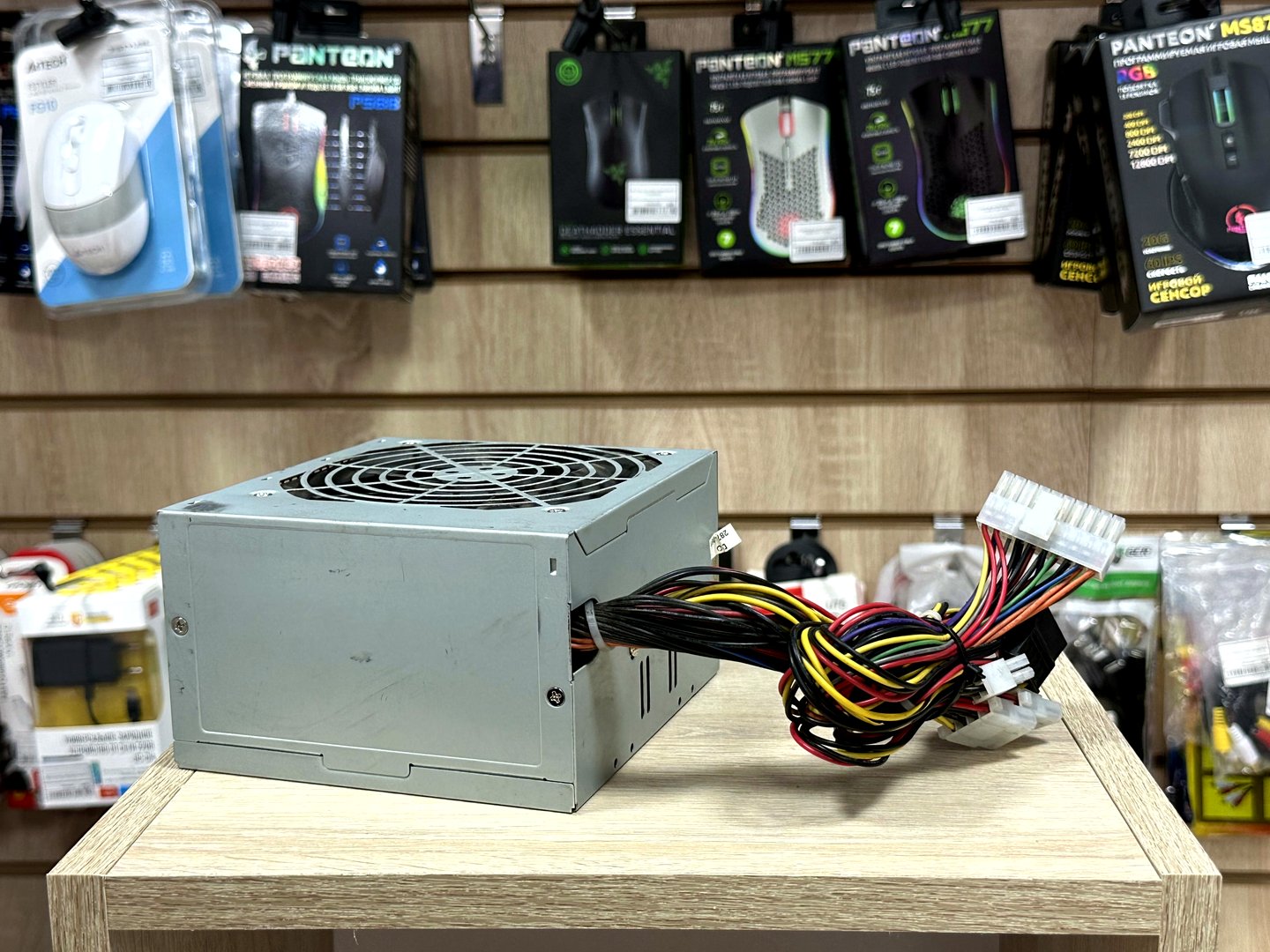 [Б/У] Блок питания Foxconn FX-400 | 400W — KSKSHOP.RU