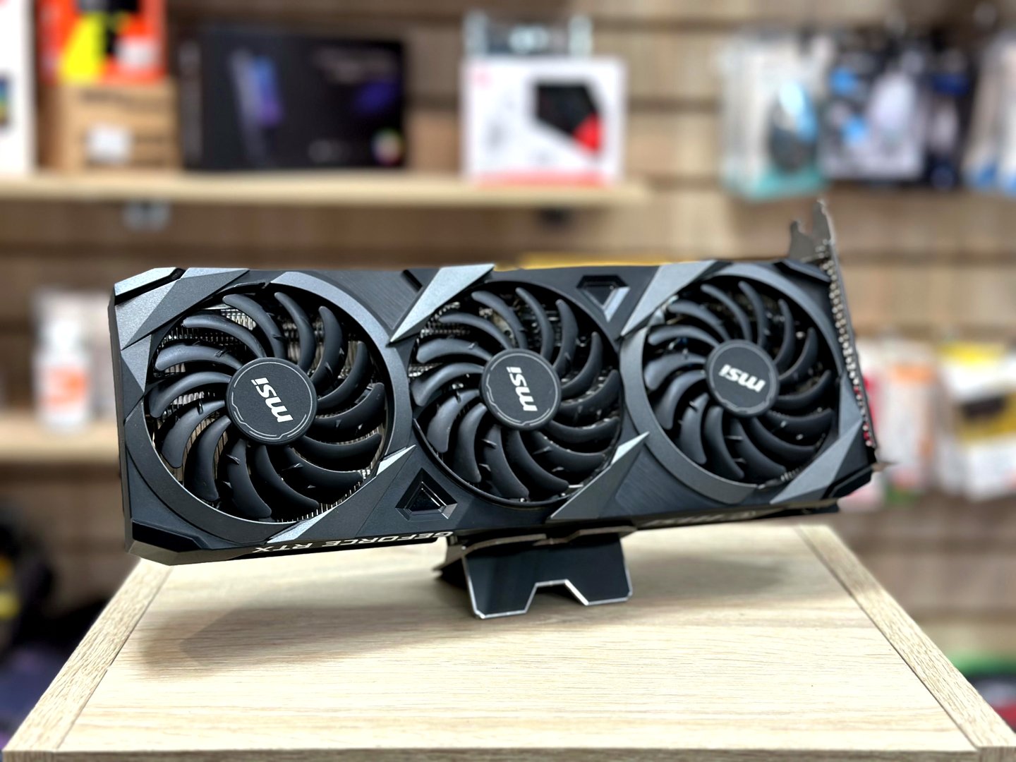 картинка [Б/У] Видеокарта MSI GeForce RTX 3060 Ti VENTUS 3X 8G OC LHR от магазина Одежда+