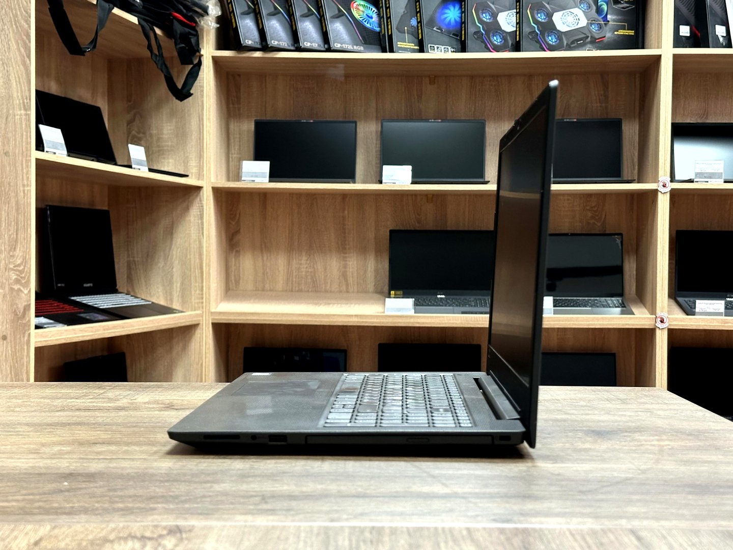 [Б/У] Ноутбук 15,6" Lenovo IdeaPad 320-15IKB — KSKSHOP.RU