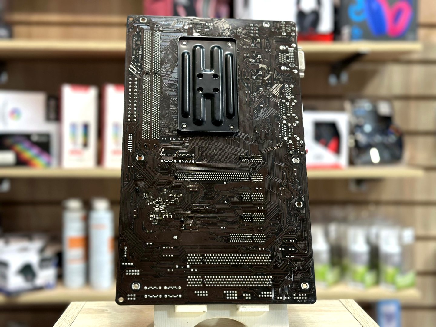 картинка [Б/У] Материнская плата ASRock FM2A55 Pro+ | FM2+ от магазина Одежда+
