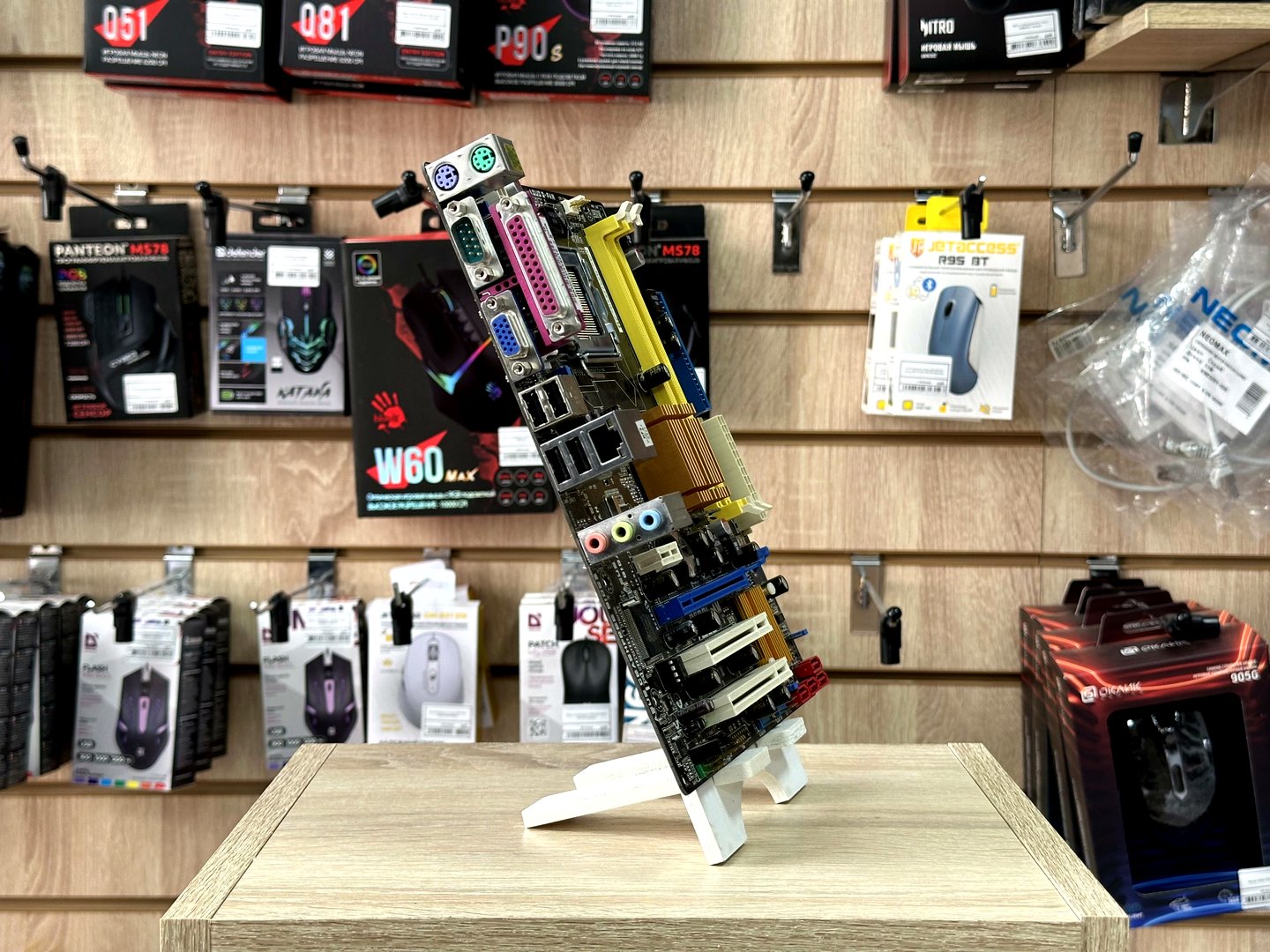 картинка [Б/У] Материнская плата ASUS P5QPL-AM | LGA775 от магазина Одежда+