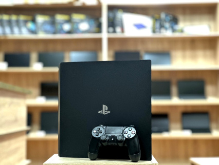 [Б/У] Игровая консоль PlayStation PS4 PRO 1Tb (CUH-7016B)